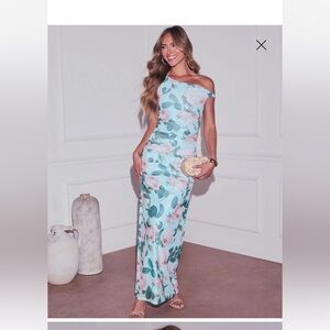 Vici Floral Off-Shoulder Maxi Dress